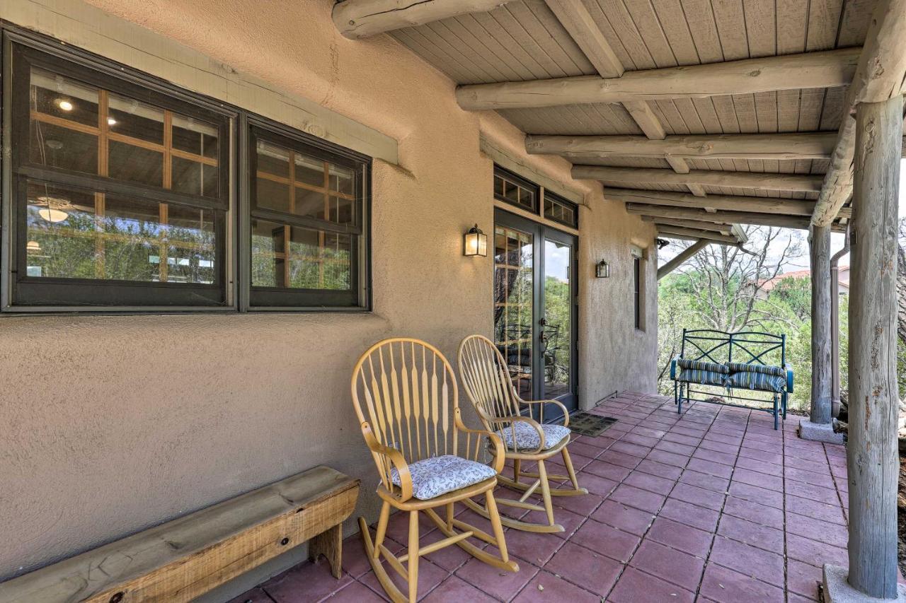Bright Prescott Studio With Thumb Butte Views! Bagian luar foto