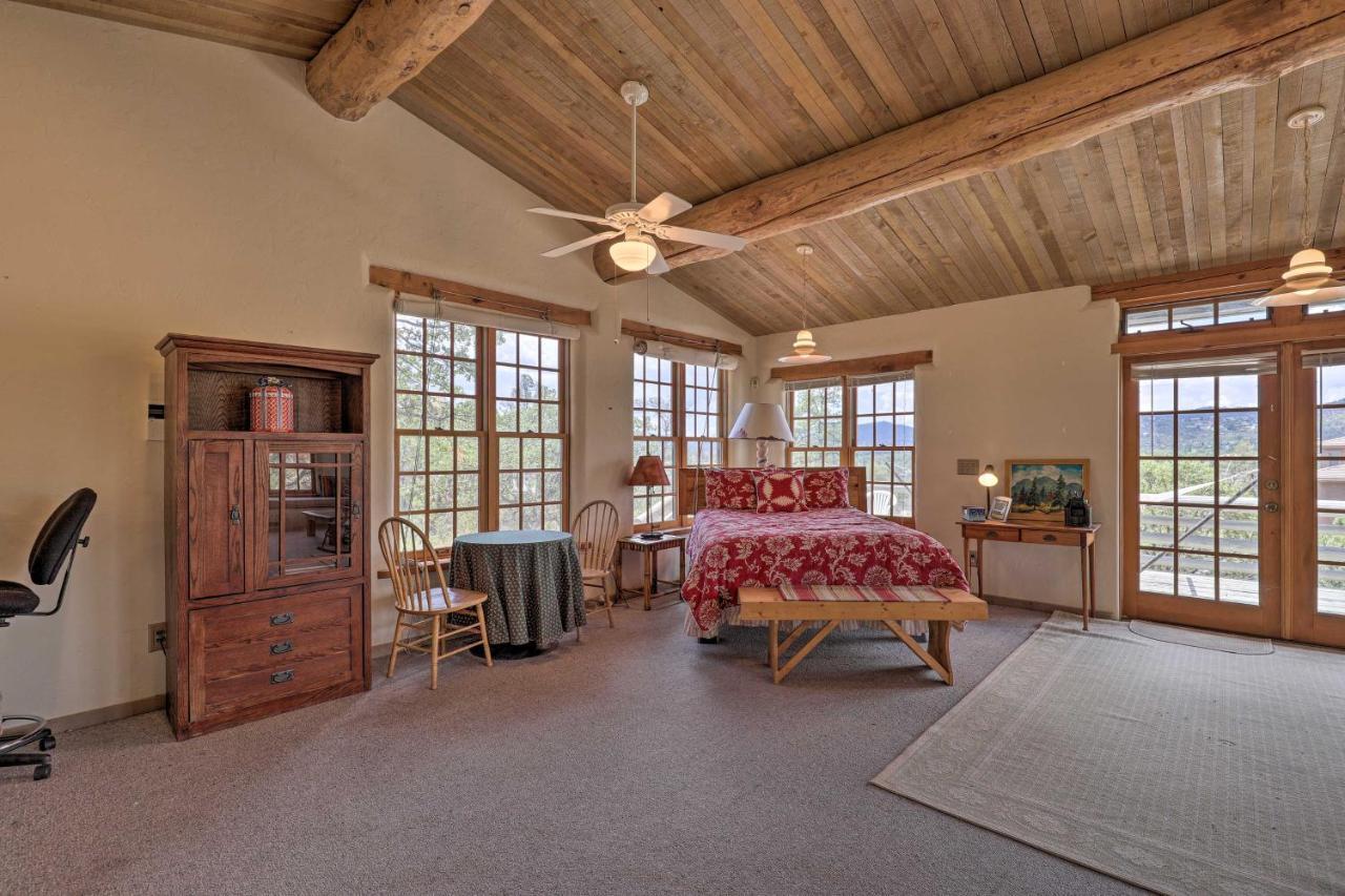 Bright Prescott Studio With Thumb Butte Views! Bagian luar foto